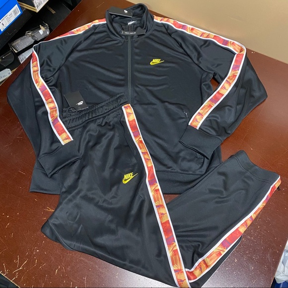 Nike Other - Nike Sprtswear OrganicDistortion Tribute Tracksuit